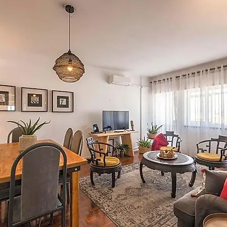 Stunning Sunny 3-bedroom In 3*